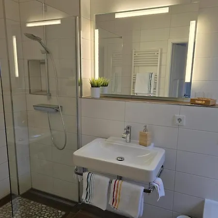 Hofidyll - Warnemuende * Rostock