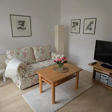 Hofidyll - Warnemuende *